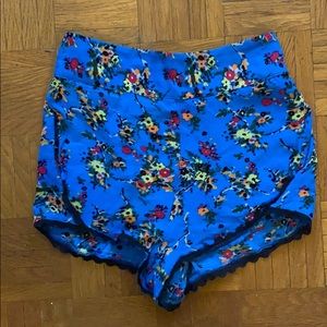 UO Kimchi Blue high rise floral shorts